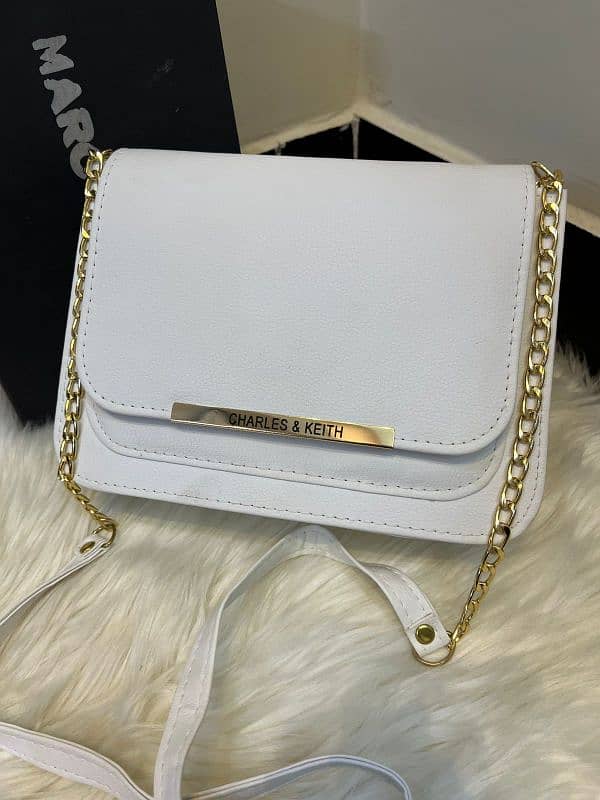 High Quality Muliple Pockets Cross Body Bag With Half Chain Half Belt 1