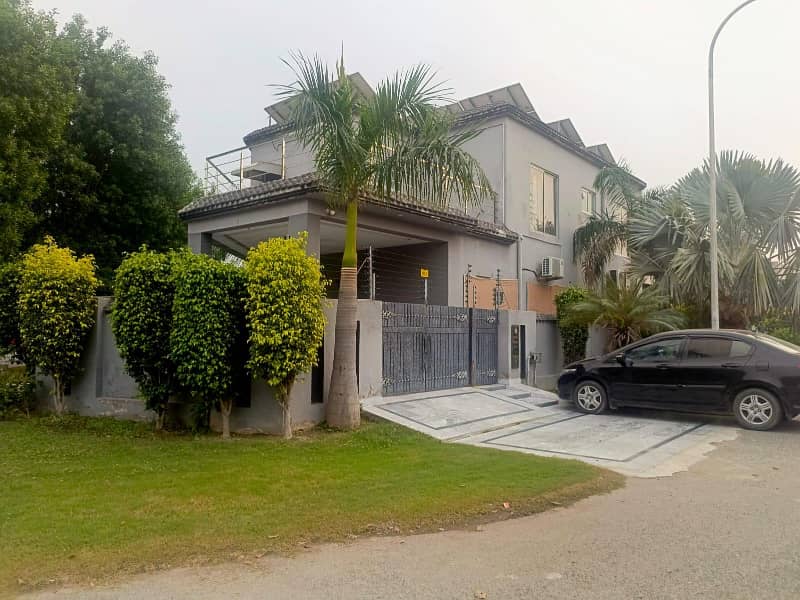 DHA Phase 6, 11 Marla, 05 Bed, Luxurious CORNER House For Sale. 0