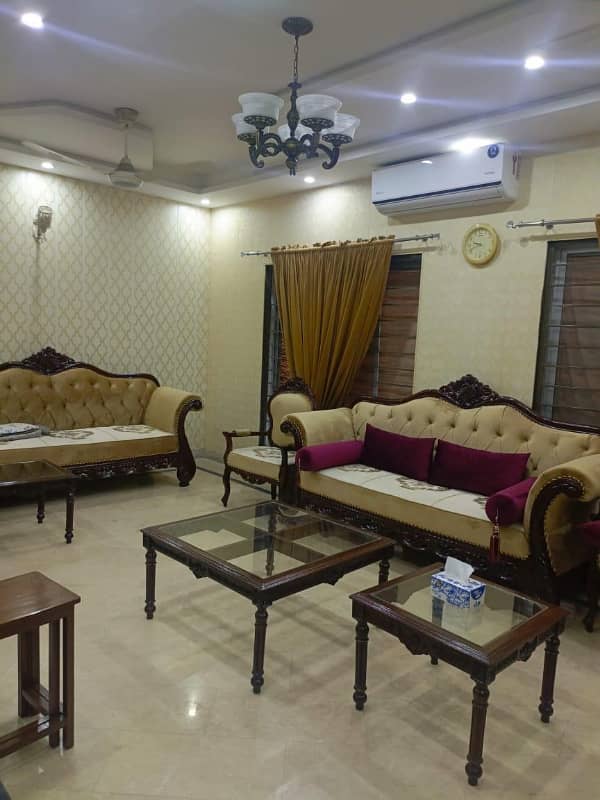 DHA Phase 6, 11 Marla, 05 Bed, Luxurious CORNER House For Sale. 9