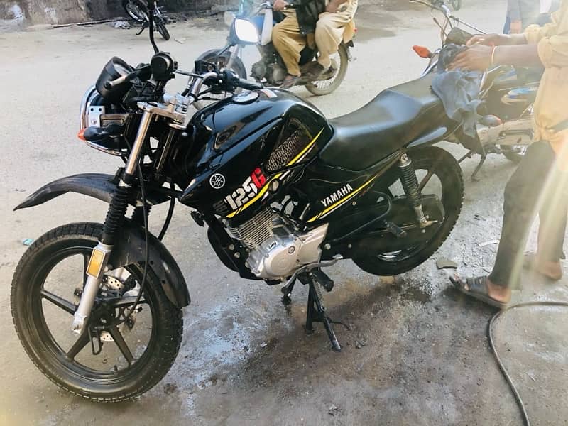 Yamaha ybr 125g 2