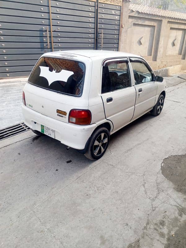 Daihatsu Cuore 2007 9