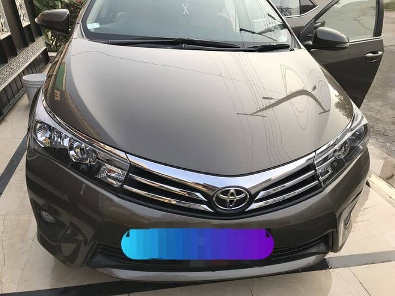 Toyota Altis Grande 2015 1