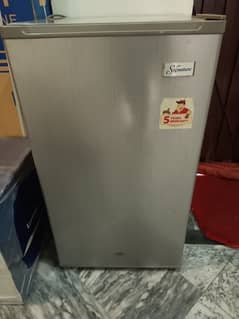 Signature Mini Room Fridge