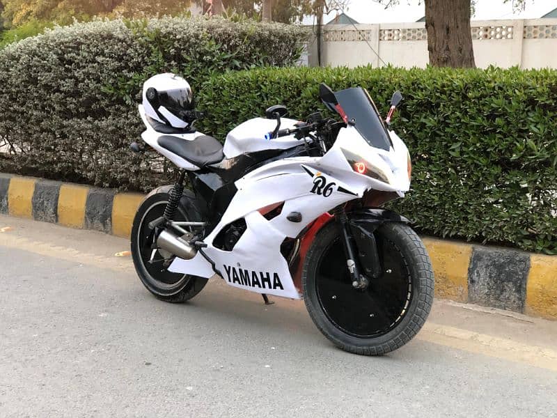 Modified sports Heavy bike ravi piaggio. . . 200cc 6