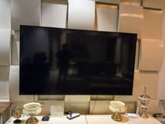 samsung 85 inch lcd TV  for sale