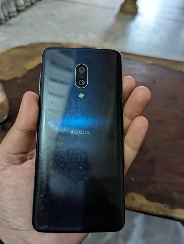 Aquos zero 2 5