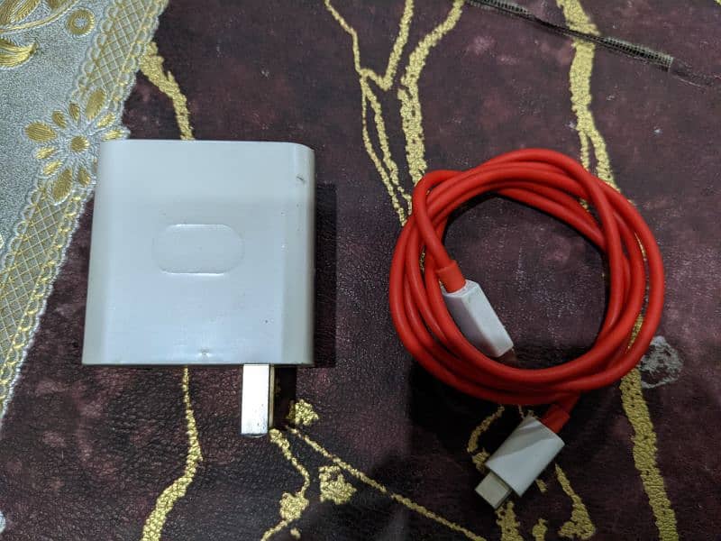 OnePlus 7 pro fast charger 0