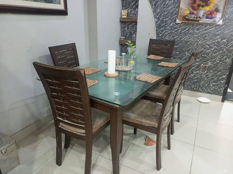 5 Seated Dining Table 0