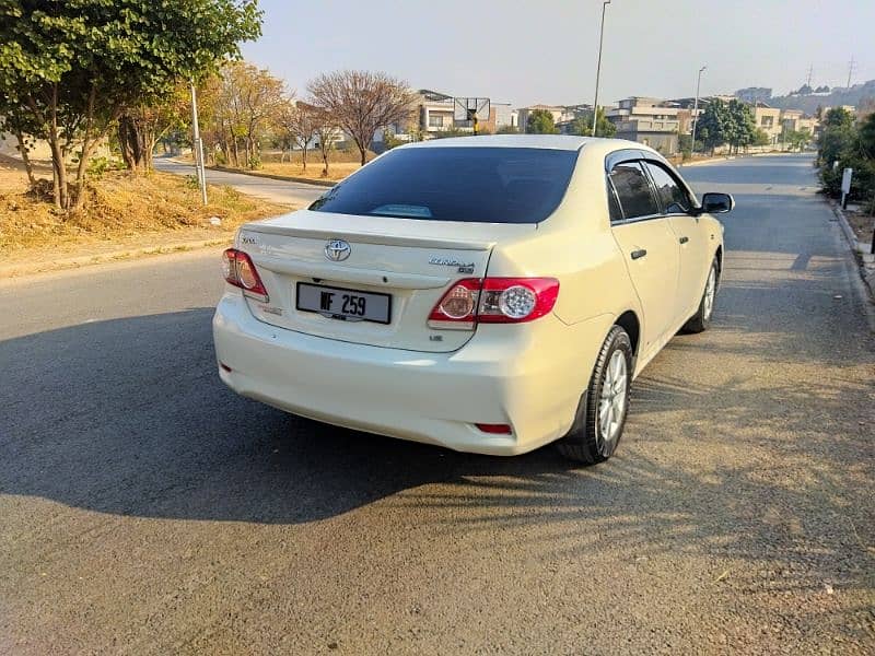 Toyota Corolla GLI 1.6 2012 Special Edition 7