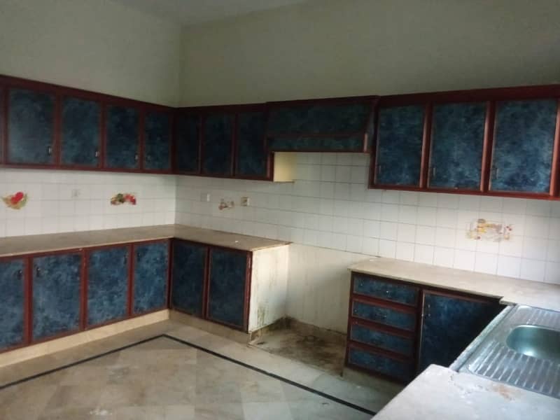 1 Kanal Upper Portion Available For Rent In Pia Society 4