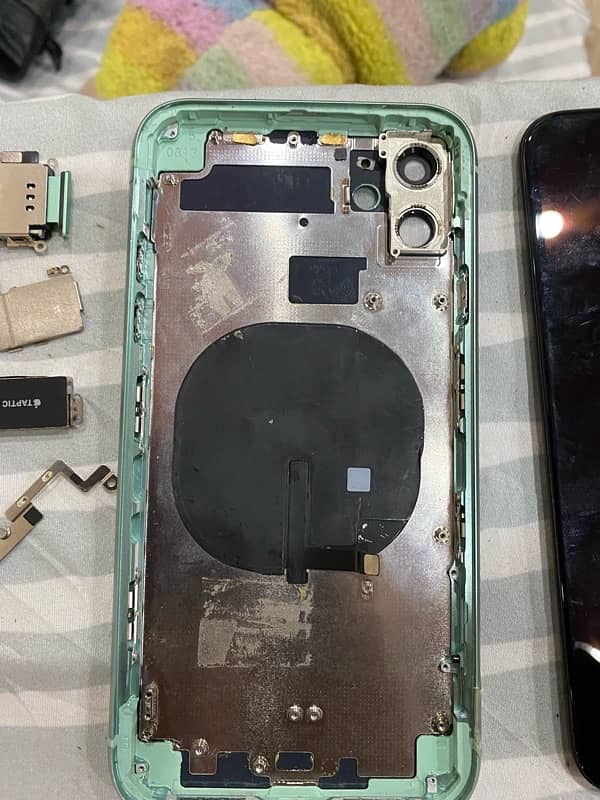 iPhone 11 panel body Barry camera Face ID all parts for sale 4