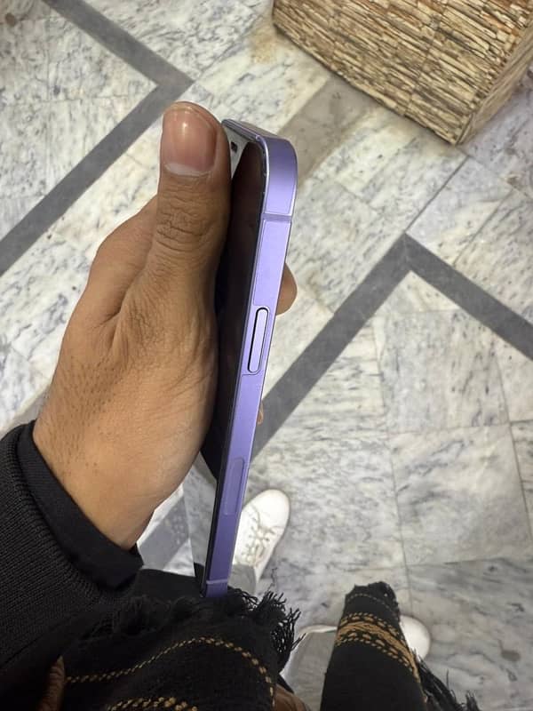 I Phone 12  64 Gb Non Pta Lush Condition All Okay Price : 67000 7