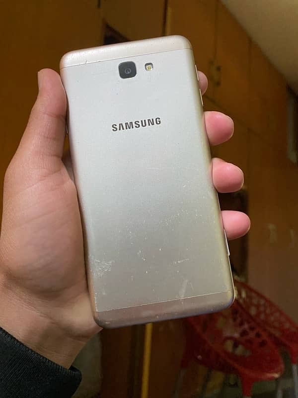 Samsung Galaxy J7 2