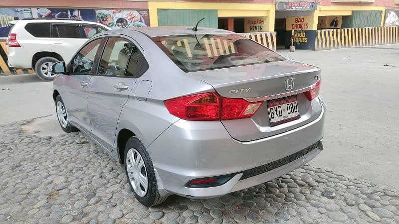 Honda City 2022 Cvt 18