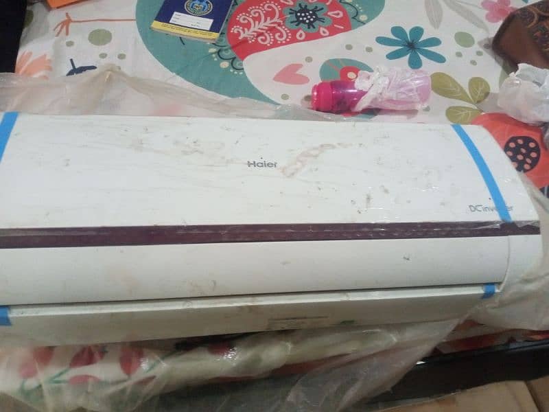 haier 1 ton used 2 months only bought this year. still in warranty 0