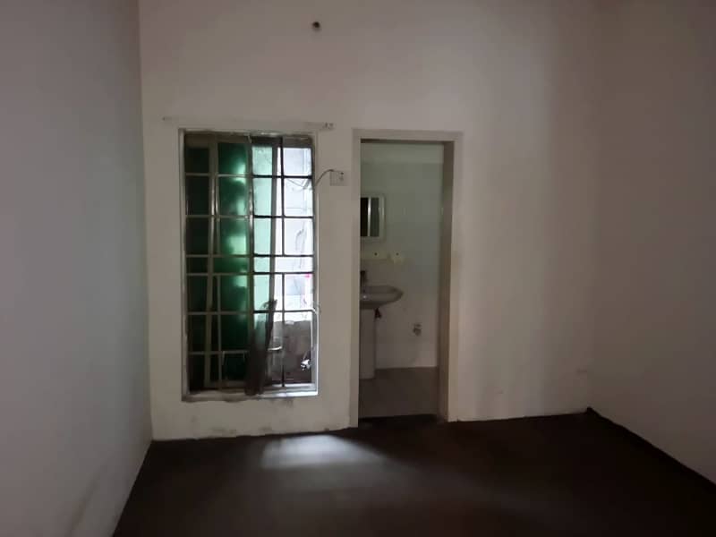 5 MARLA SEPARATE GATE LOWER PORTION FOR RENT IN JOHAR TOWN 5