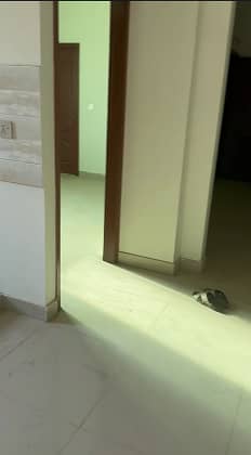 1270 Sq. ft 3 Bed DD Flat For Sale At Big  Nishat Commercial 9