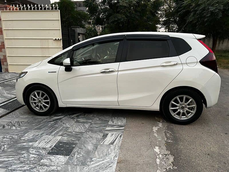 Honda Fit 2016 5