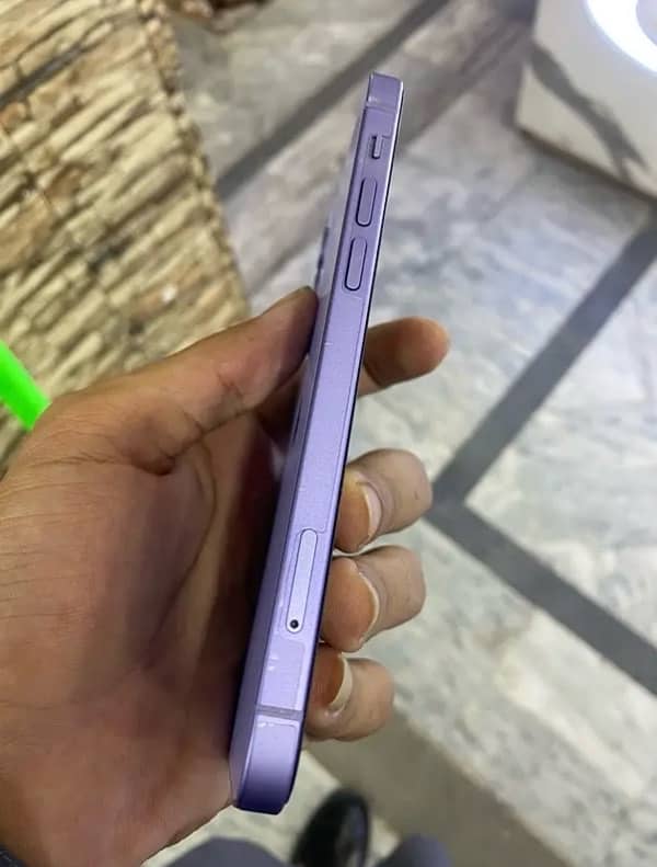 I Phone 12  64 Gb Non Pta Lush Condition All Okay Price : 67000 10