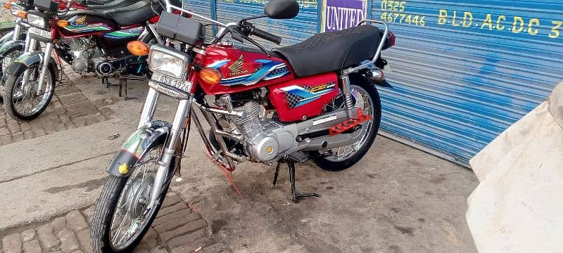 Honda CG125 2023/24 Model All panjab number lush candaton For sale c 2