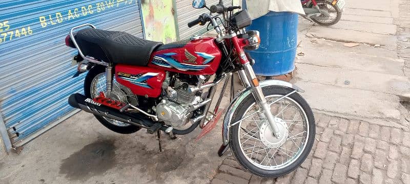 Honda CG125 2023/24 Model All panjab number lush candaton For sale c 6