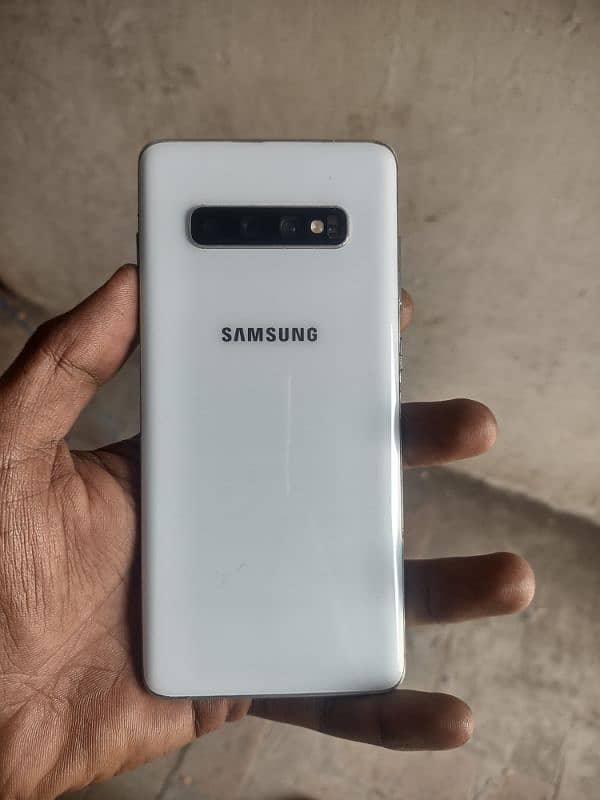 Samsung Galaxy S10 Plus 0