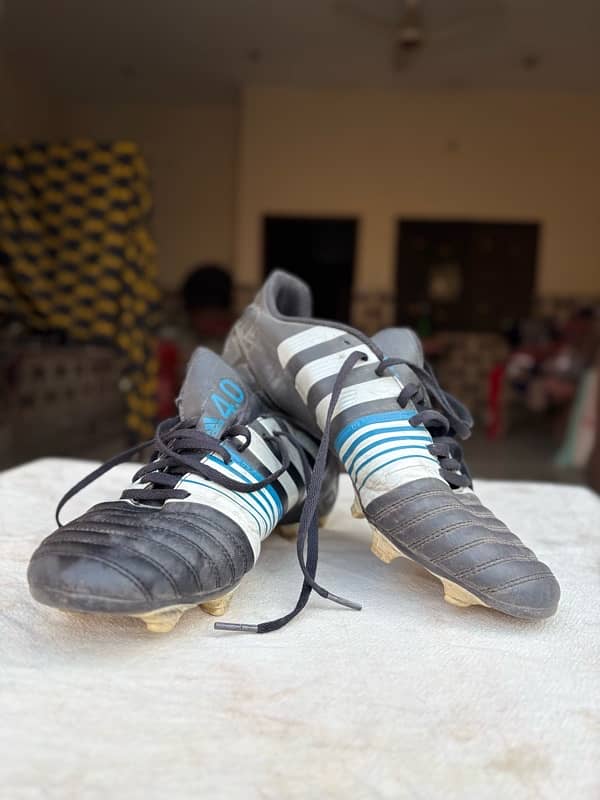 original adidas football shoes 5