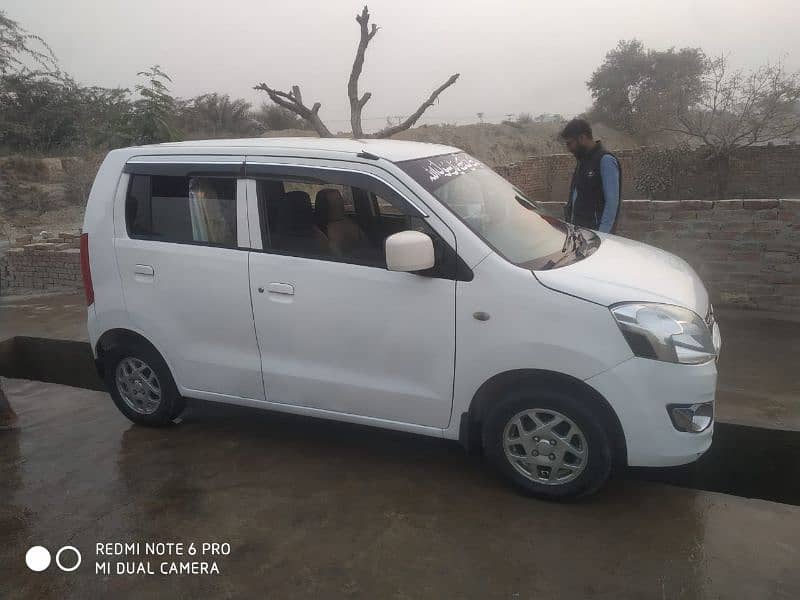 Suzuki Wagon R 2018 12