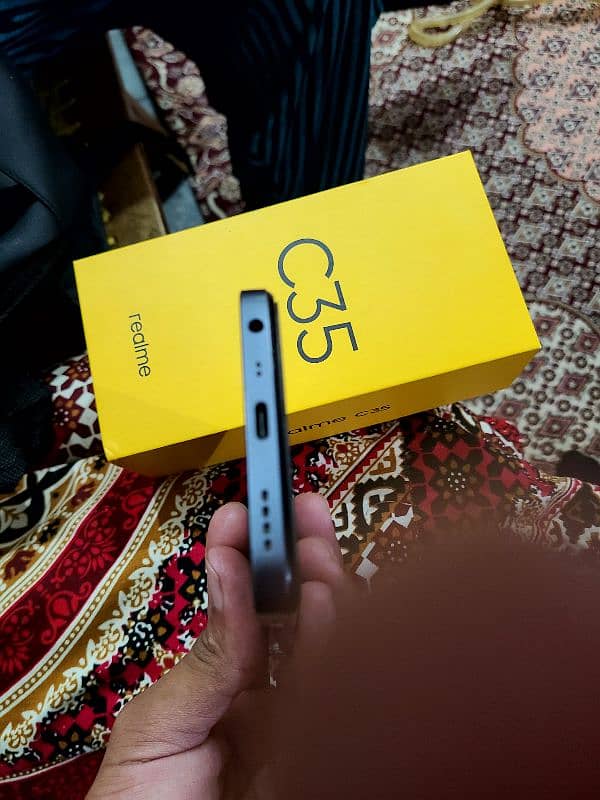 Realme c35 4/128 1