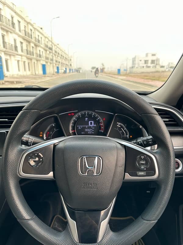 Honda Civic Oriel 2022 7