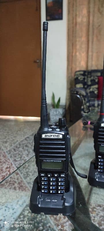 walkie talkie BAOFENG uv-82 1