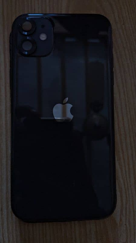 Apple iphone 11 premium smartphone| stunning price of 70000 for sale 4