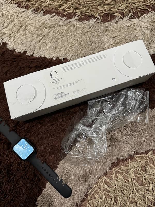 Apple watch Series 5 44mm 12