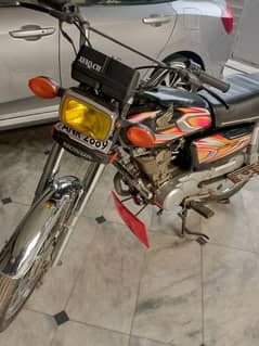 Honda 125  model 22/23 new condition 03007608337