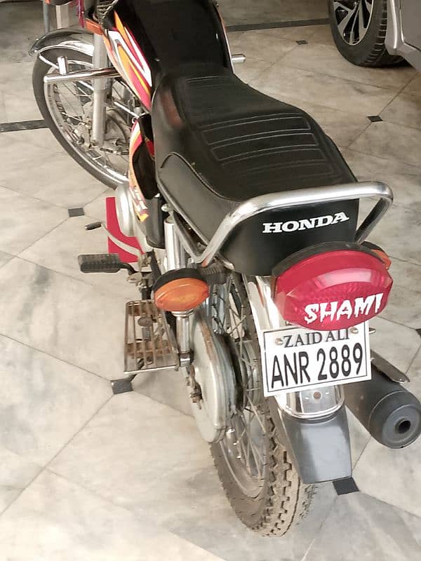 Honda 125  model 22/23 new condition 03007608337 3