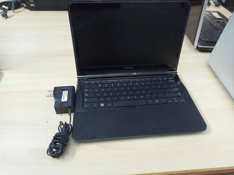 Original Samsung NoteBook 11