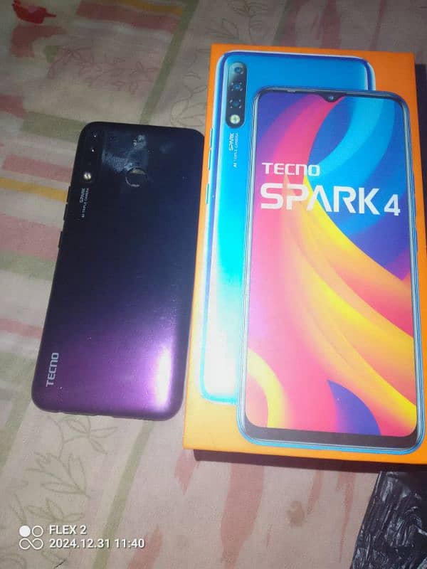 techno spark4 3/32 rs8999 0