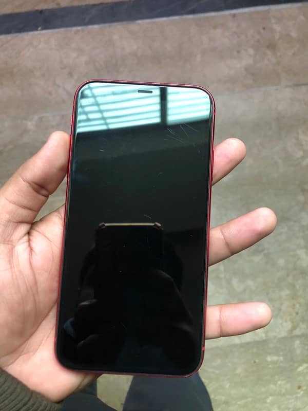 Iphone 11 factory unlock ,  water pack 1