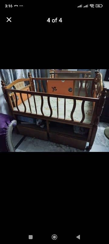 baby cot 2