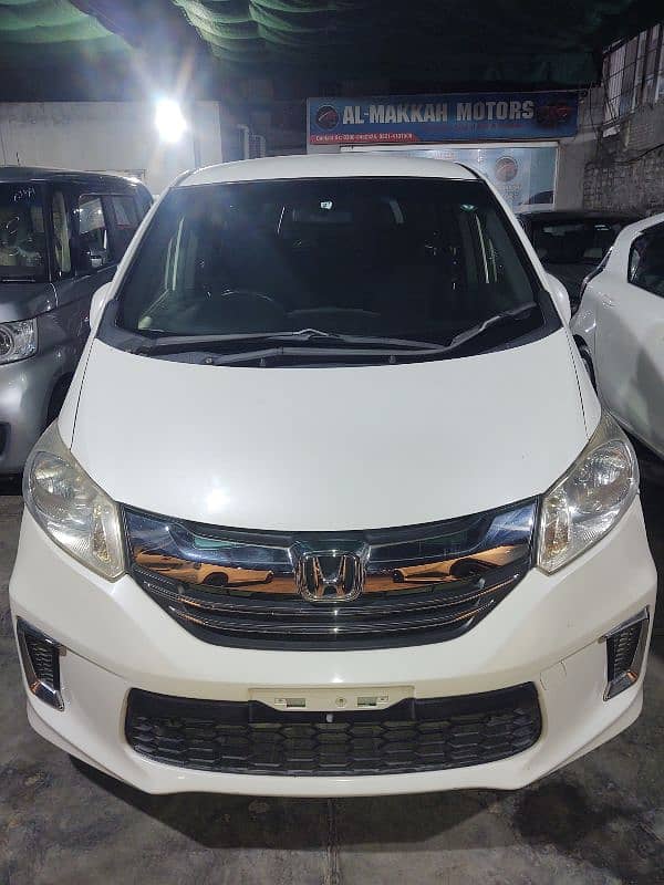 Honda Freed Spike 2015 0