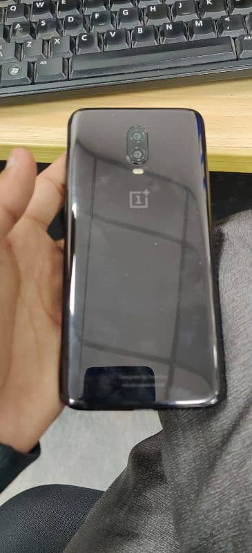 One Plus 6t 4