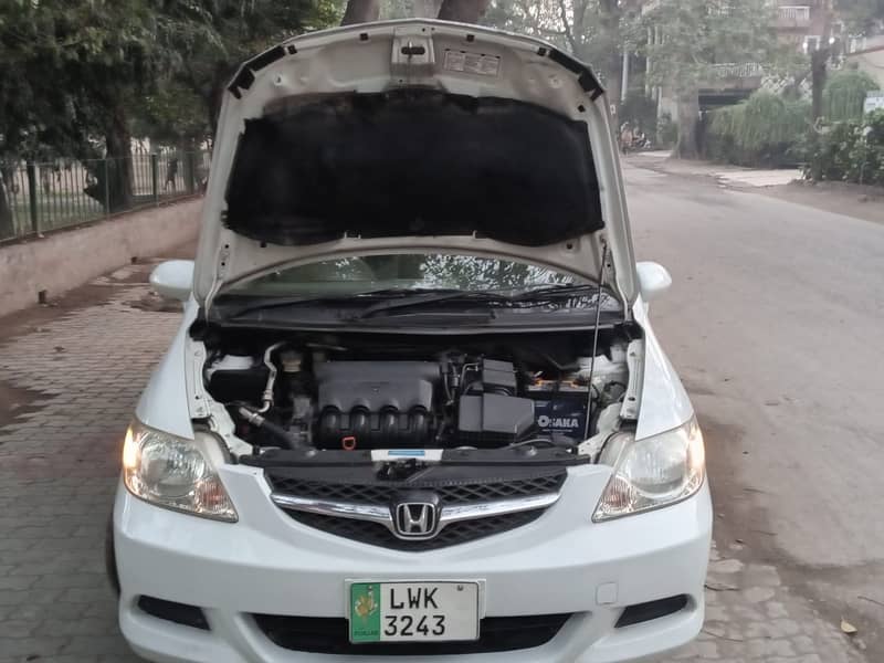 Honda City IDSI 2006 Manual 7