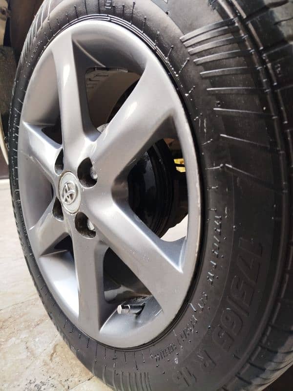 Toyota 15 inch Rim+Tyre 1