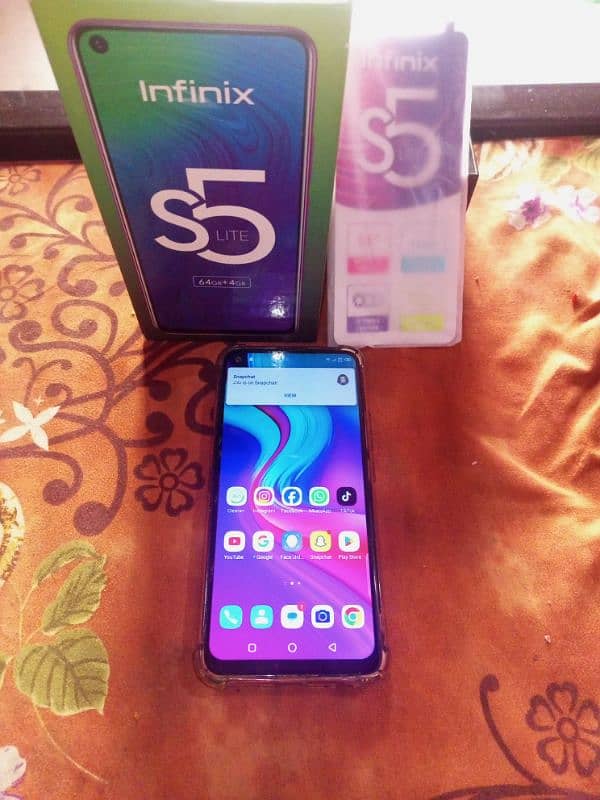 Infinix S5 Lite 4Gb Ram 32 Gb Memory. 2