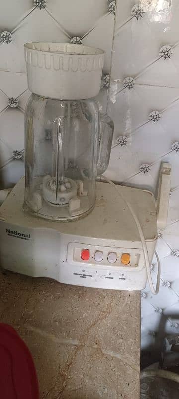 national juicer 3in on for sale 2