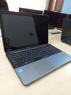 Toshiba Touch screen Satellite L55t-A5290.