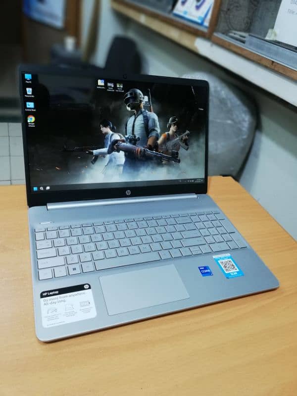 HP Laptop 15-dy2073dx Ci7 11th Gen Laptop in A+ Condition (USA Import) 3