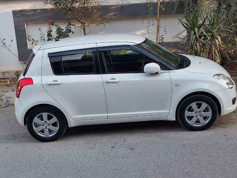 Suzuki Swift 2015 0