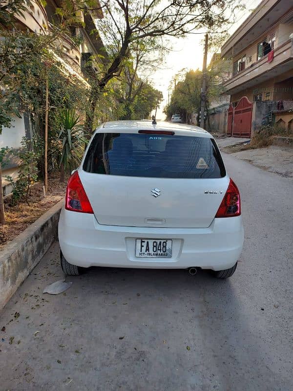 Suzuki Swift 2015 9