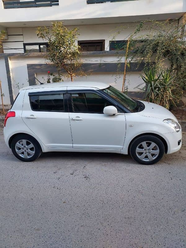 Suzuki Swift 2015 13